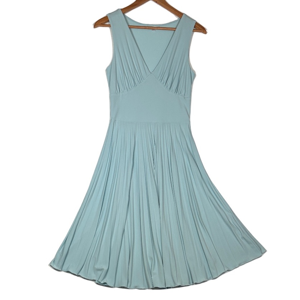 Marilyn Monroe Style Baby Blue Pastel Sleeveless V-Neck Pleated Midi Dress